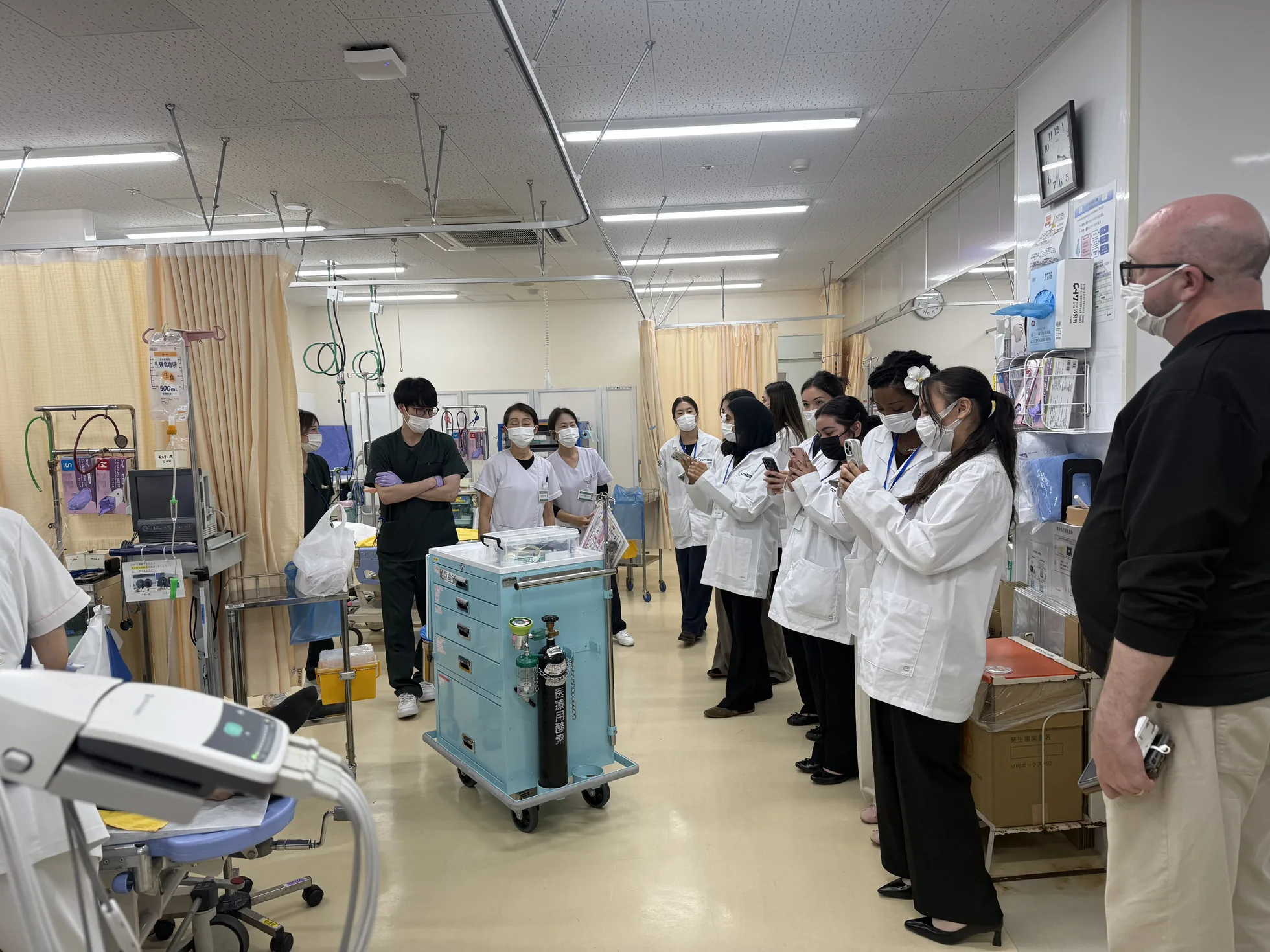 Japan International Health Scholar Intensive clinical site visit inside a Japanese hospital
